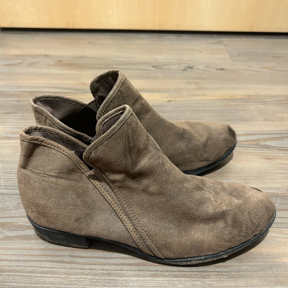Cute brown booties
